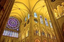 Small Group Notre Dame Tour with Scheduled Entry