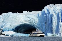 Perito Moreno Glacier Tour with Boat Navigation from El Calafate