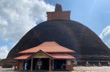 Private Guided TukTuk Tour to Anuradhapura Ancient City 