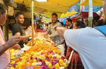 Dharavi Slum Tour with Dhobi Ghat Laundry and Flower Markets