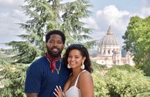 Rome Fiat 500 Romantic experience, with a local photographer