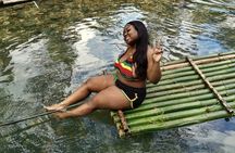 Rafting on the Martha Brae 