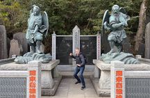 Samurai Guide Sho’s Mt. Takao Hike, Temple & Onsen from Shinjuku