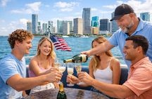Miami: Unlimited Prosecco Cruise with Skyline Views