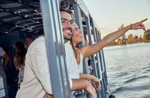 Scenic River Boat Tour on the Willamette River