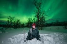 Tromsø: Northern Lights by Minibus - Free Photos and Warm Dinner