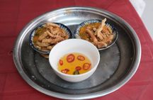 Hoi An Food Tour-Taste 11 Vietnamese Dishes-Lantern Boat release