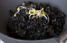 Taste Split: Traditional Food & History Tour