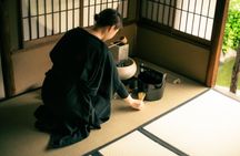 Private Zen Temple & Tea Ceremony Experience in German or English