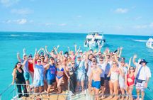 Private Boat Cruise in Punta Cana with Snorkeling and Open Bar