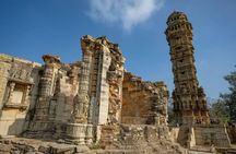 Private Day Trip from Udaipur to Bundi via Chittorgarh