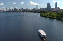 Boston Skyline Sightseeing Boat Tour: Charles River Cruise