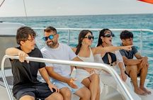 Aruba Sail and Snorkel with Turtles at WW2 Shipwreck Includes BBQ