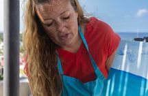 Paint and Sip Experience with Margaritas in Cozumel