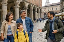 Milan Private Custom Family Walking Tour with Local