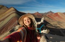 Rainbow Mountain Trek from Cusco with Breakfast and Lunch