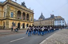 Private Sights & Gems Tour: Old Town, Nyhavn, with a Local Host 