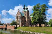 Sights & Gems: Medieval Copenhagen & Nyhavn with a local host 