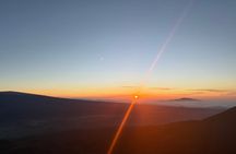 Mauna Kea Hike and Stargazing with Native Hawaiian