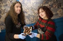 1.5h Truffles and Hot Chocolate Making Workshop in Ghent