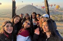 Unforgettable Hot Air Balloon Ride at sunrise over Teotihuacan