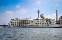 Cairo Luxury Nile Dinner Cruise with Open Buffet,Belly Dance Show