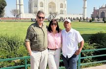 Comfortable Taj Mahal Private Tour with Car & Local Guide
