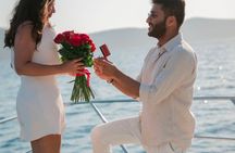 Romantic Private Sunset Yacht Tour with Light Dinner