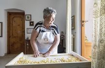 Lecce: Private Farm-to-Table Market & Cooking Class by Cesarine