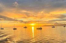 Papeete: Premium Sunset Catamaran Excursion
