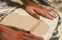 Pizza cooking class in a true pizzeria in the heart of Verona