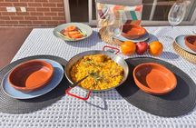 Private Valencia Market Tour & Home Dining with Local Wine