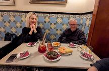 Barcelona Gothic Quarter Tapas and Taverns Food and Wine Tour