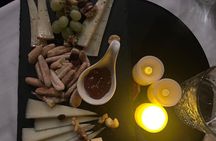 Gaudí Premium Tour: Masterpieces and Local Delicacies