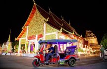 Half-Day Private Night Tour by Tuk Tuk in Chiang Mai City 