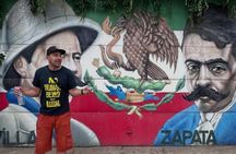 Pilsen Chicago Walking Tour: Street Art & Mexican History