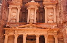 4 Days Jordan Highlights Tour: Amman, Petra, Wadi Rum & Dead Sea
