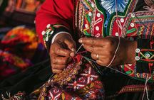 Textile Weaving Experience in Chinchero Peru