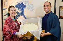 Japanese Mochi Pounding Experience in Asakusa, Tokyo