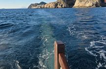 Discover Dubrovnik the Local Way – A Timeless Boat Experience
