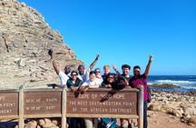 Cape peninsula with African peguin and Seals