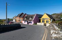 Cliffs of Moher and Bunratty Castle Luxury Private Tour from Cork