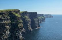 Cliffs of Moher & Bunratty Castle - Luxury Private Tour from Cork