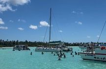 Saona Island Catamaran and Boat Tour with Natural Pool