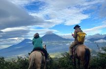 Family tour of the pacaya volcano on horseback, special for children.