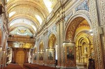 TOUR Quito Colonial-muffin, cable car and half the world.