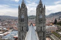 TOUR Quito Colonial-muffin, cable car and half the world.