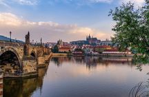 Prague DeLuxe Tour: Views, Hidden Gems, Tastings & River Cruise