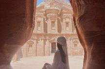 Petra and Pink Lake Private Guided Tour
