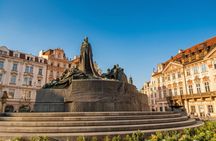 Prague Walking Tour of Old Town, Charles Bridge and Prague Castle